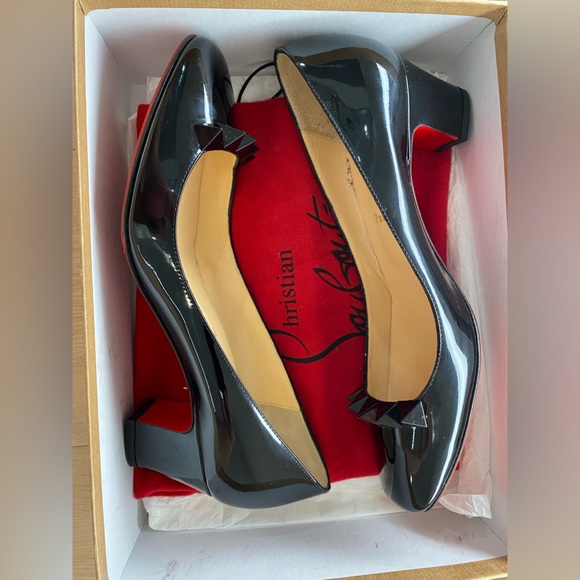 Christian Louboutin Patent Block Heel Red Sole Chunky Pump w/ Spikes Size 9.5 - Picture 4 of 9